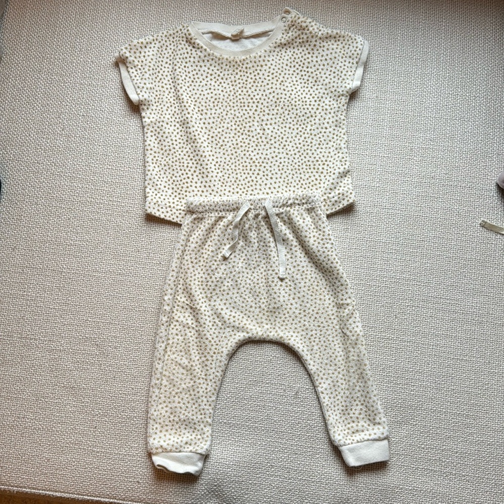 Quincy Mae Terrycloth Set, size 6-12 months